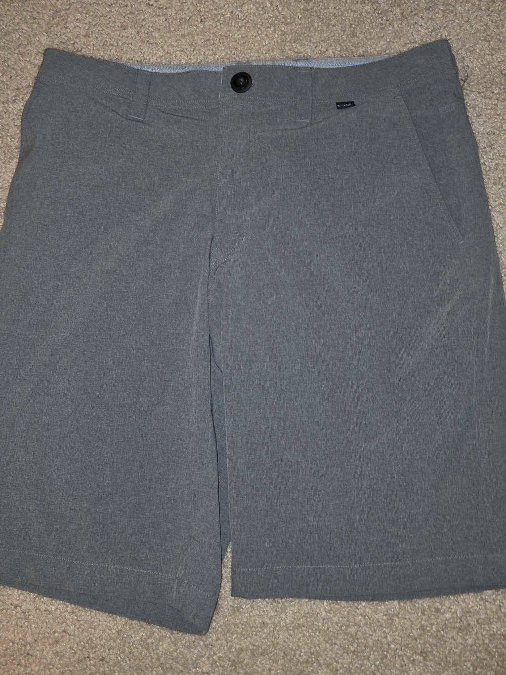 Travis Mathew Mens 32 Gray Chino Shorts Solid Flat Front Stretch Pockets Golf